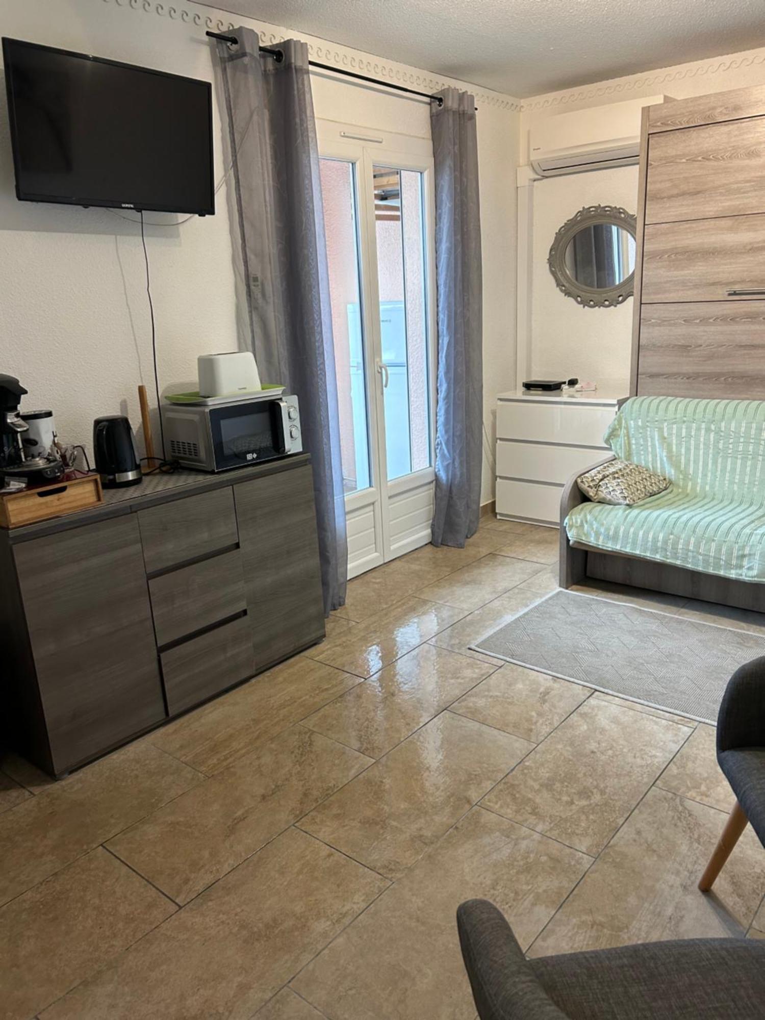 Studio Climatise Proche Port Et Plages La Londe-les-Maures Zewnętrze zdjęcie