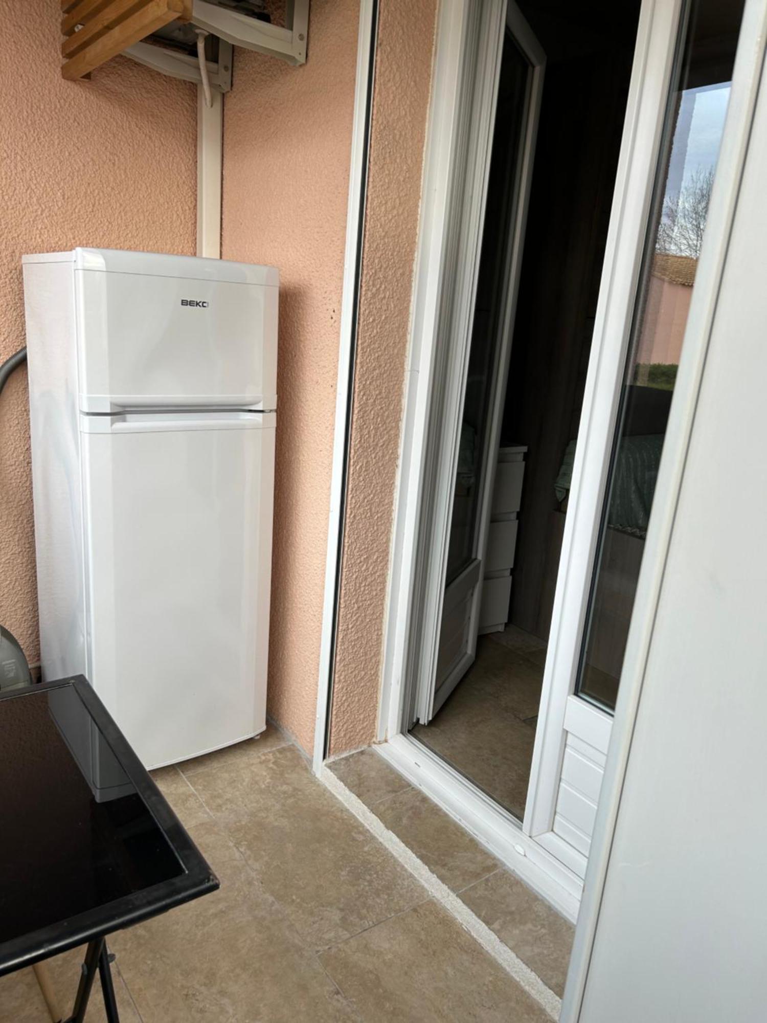 Studio Climatise Proche Port Et Plages La Londe-les-Maures Zewnętrze zdjęcie
